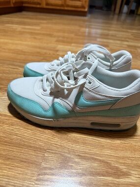 Nike air shoes